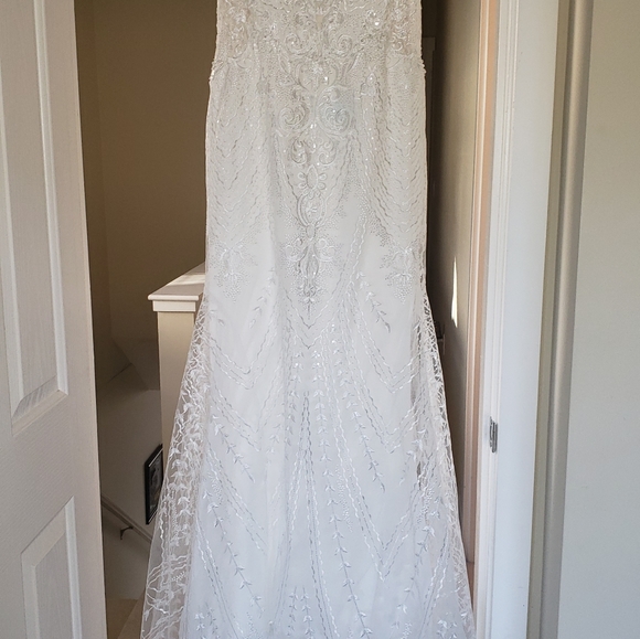 Allure wedding dress - Picture 6 of 6